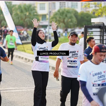 Runner Photo 7943576