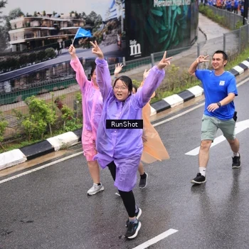Runner Photo 7943580