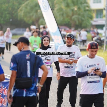 Runner Photo 7943583