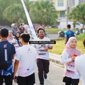 Runner Photo 7943599