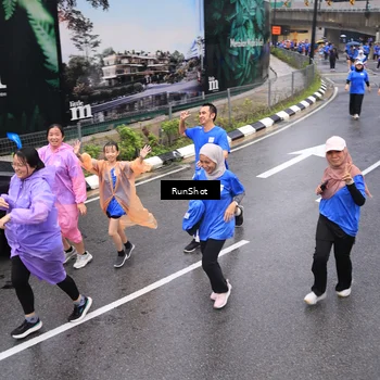 Runner Photo 7943604
