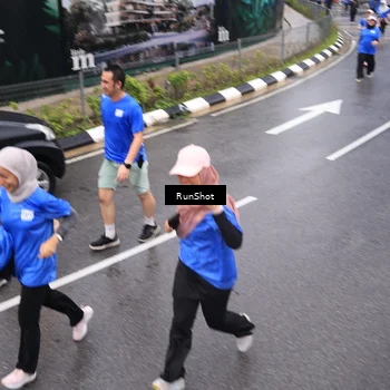 Runner Photo 7943626