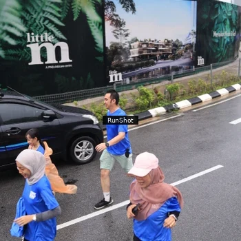 Runner Photo 7943633