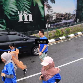 Runner Photo 7943636