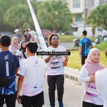 Runner Photo 7943637