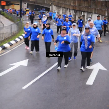 Runner Photo 7943647