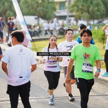 Runner Photo 7943658