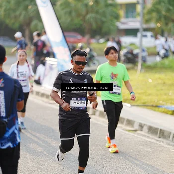 Runner Photo 7943662