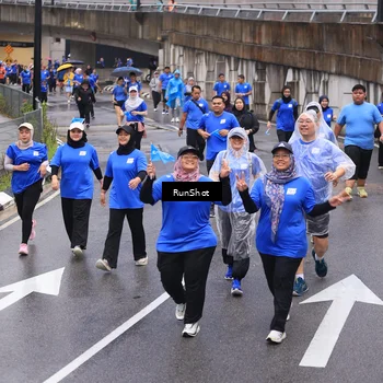 Runner Photo 7943667