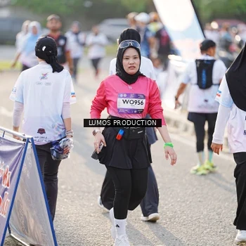 Runner Photo 7943674