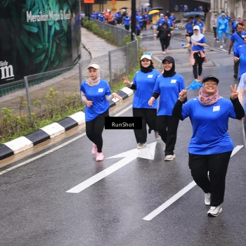 Runner Photo 7943682