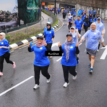 Runner Photo 7943701