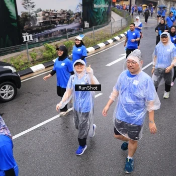 Runner Photo 7943734