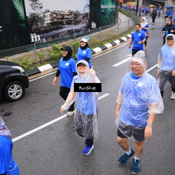 Runner Photo 7943735