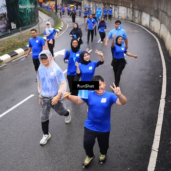 Runner Photo 7943746