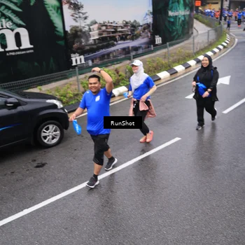 Runner Photo 7943776