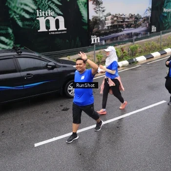 Runner Photo 7943782