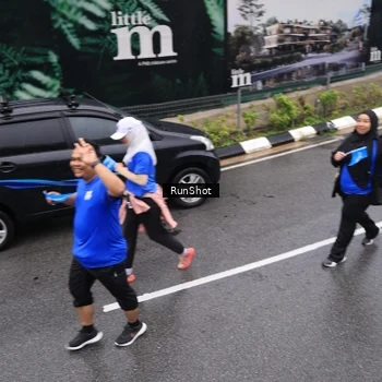 Runner Photo 7943791