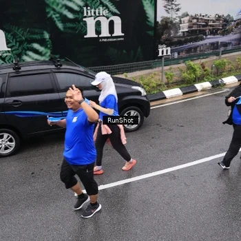 Runner Photo 7943794