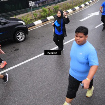 Runner Photo 7943795