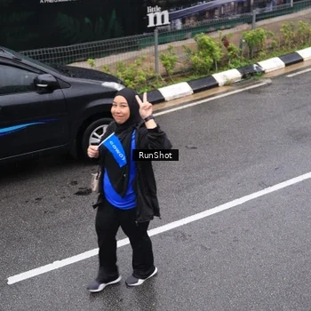 Runner Photo 7943809