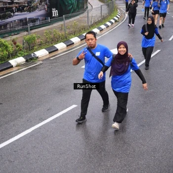 Runner Photo 7943813