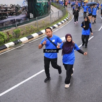 Runner Photo 7943814