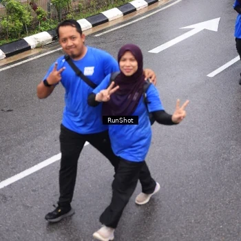 Runner Photo 7943825
