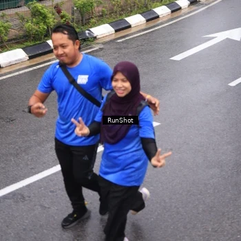 Runner Photo 7943830