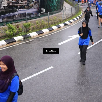 Runner Photo 7943837
