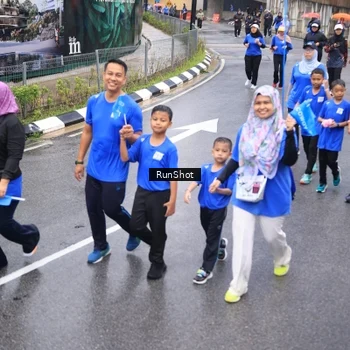 Runner Photo 7943852