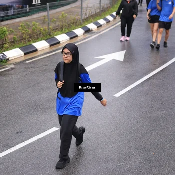 Runner Photo 7943855