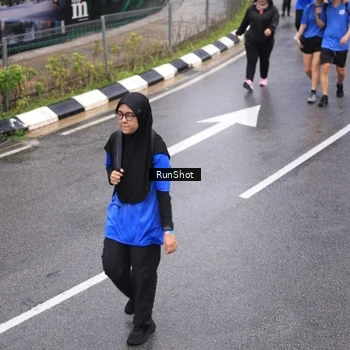 Runner Photo 7943856