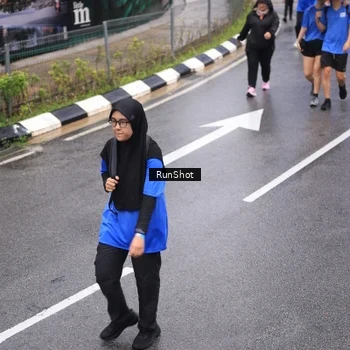 Runner Photo 7943859