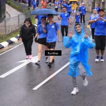 Runner Photo 7943867