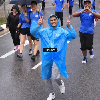 Runner Photo 7943875