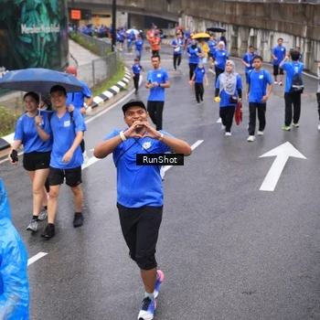 Runner Photo 7943890