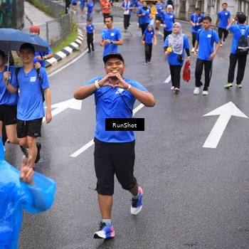 Runner Photo 7943891
