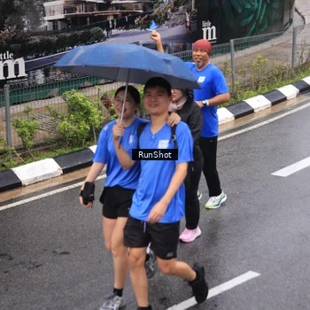 Runner Photo 7943909