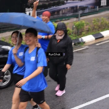 Runner Photo 7943914