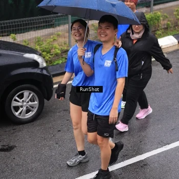 Runner Photo 7943916