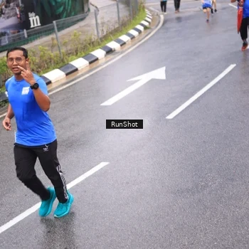 Runner Photo 7943929