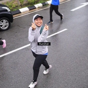 Runner Photo 7943936