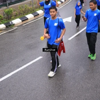 Runner Photo 7943962