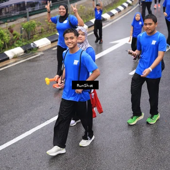Runner Photo 7943976