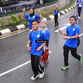 Runner Photo 7943984