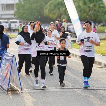 Runner Photo 7943986
