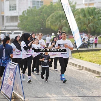 Runner Photo 7943997