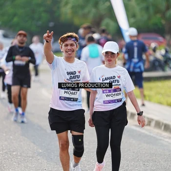 Runner Photo 7943998
