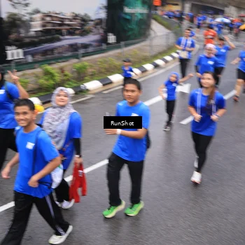 Runner Photo 7944004